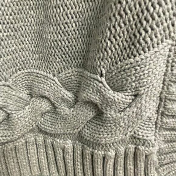 Baby Gap Gray Cable Hooded Poncho Sweater Girls Size 5 - Picture 3 of 7